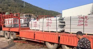 邵阳 芝麻灰花岗岩光面毛板出货日常