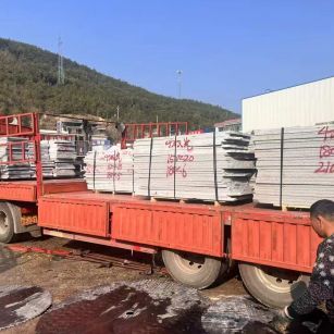 邵阳 芝麻灰花岗岩光面毛板出货日常