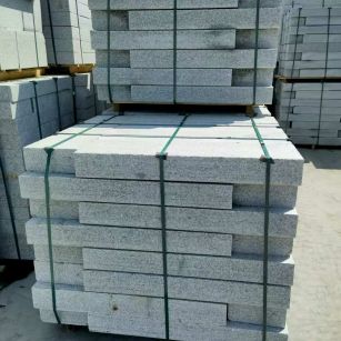 邵阳 芙蓉白花岗岩路沿石、平石尺寸标准，色泽均匀