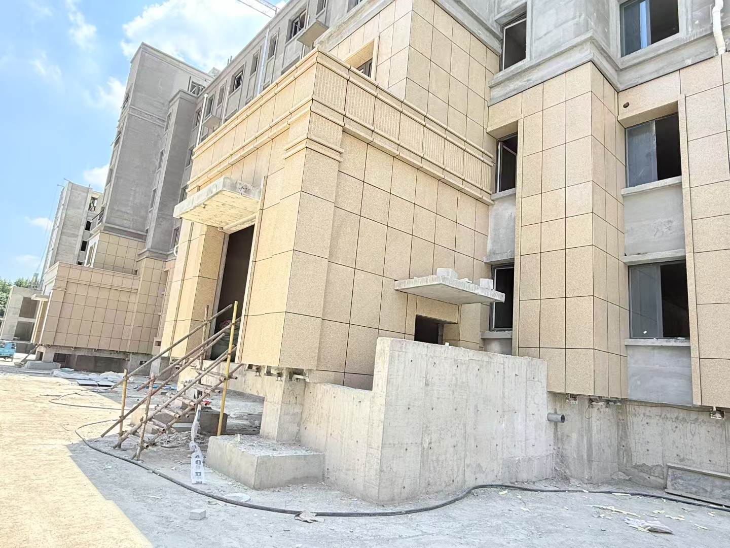 邵阳 黄金麻干挂，工地实拍