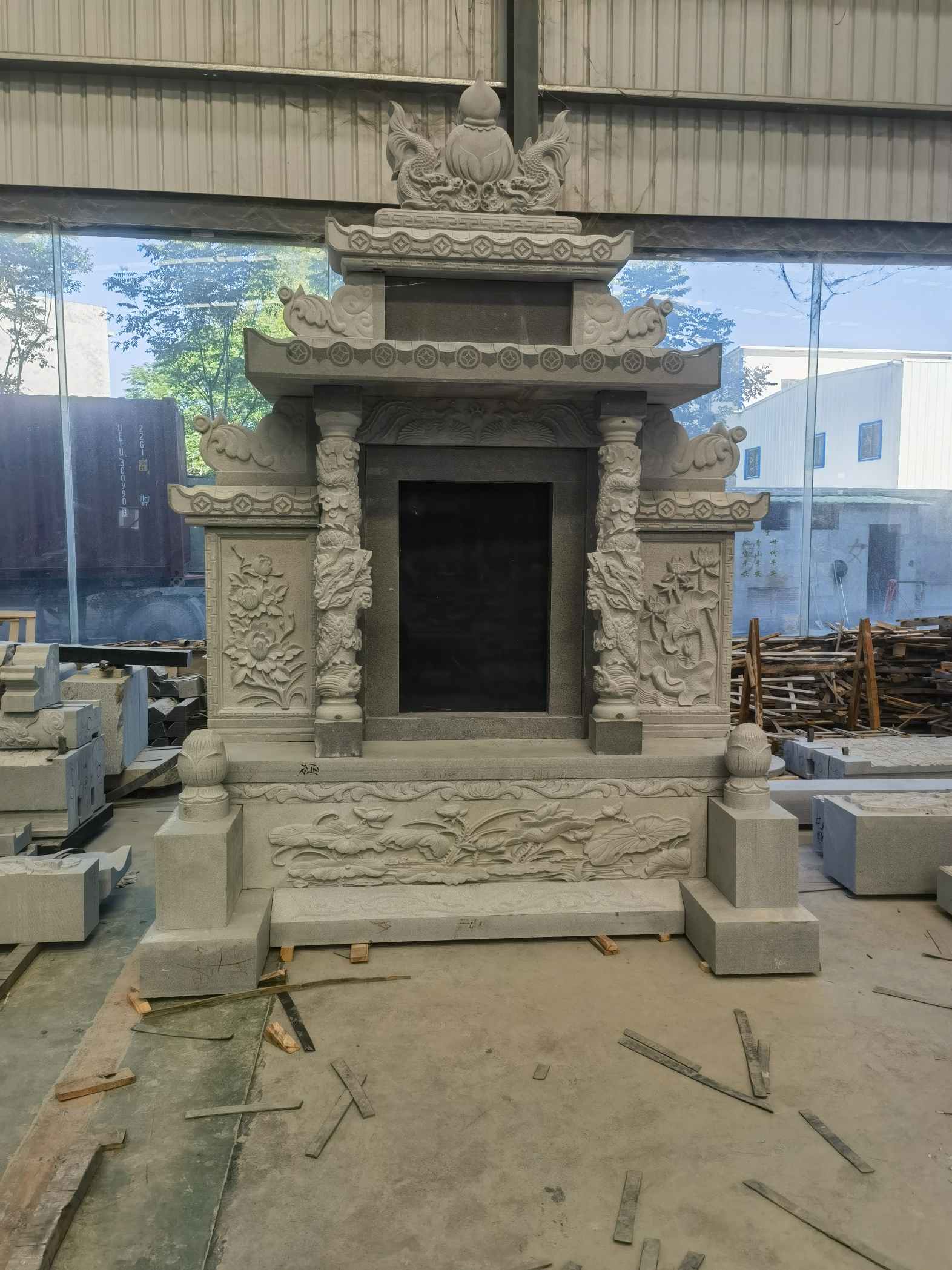 邵阳 芝麻灰高档墓碑、土墓，一套也支持定做