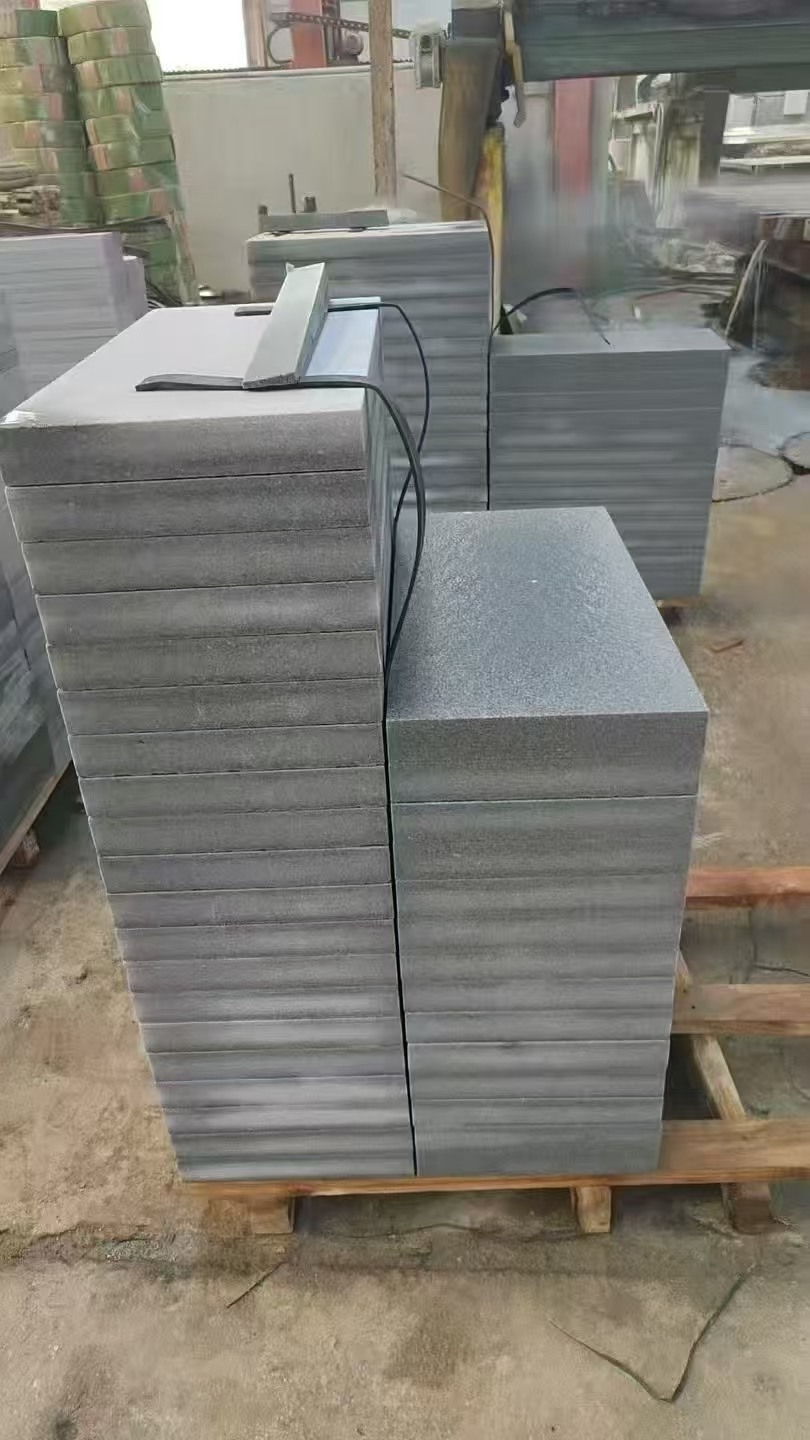 邵阳 芝麻灰火烧面300*600*50地铺石材