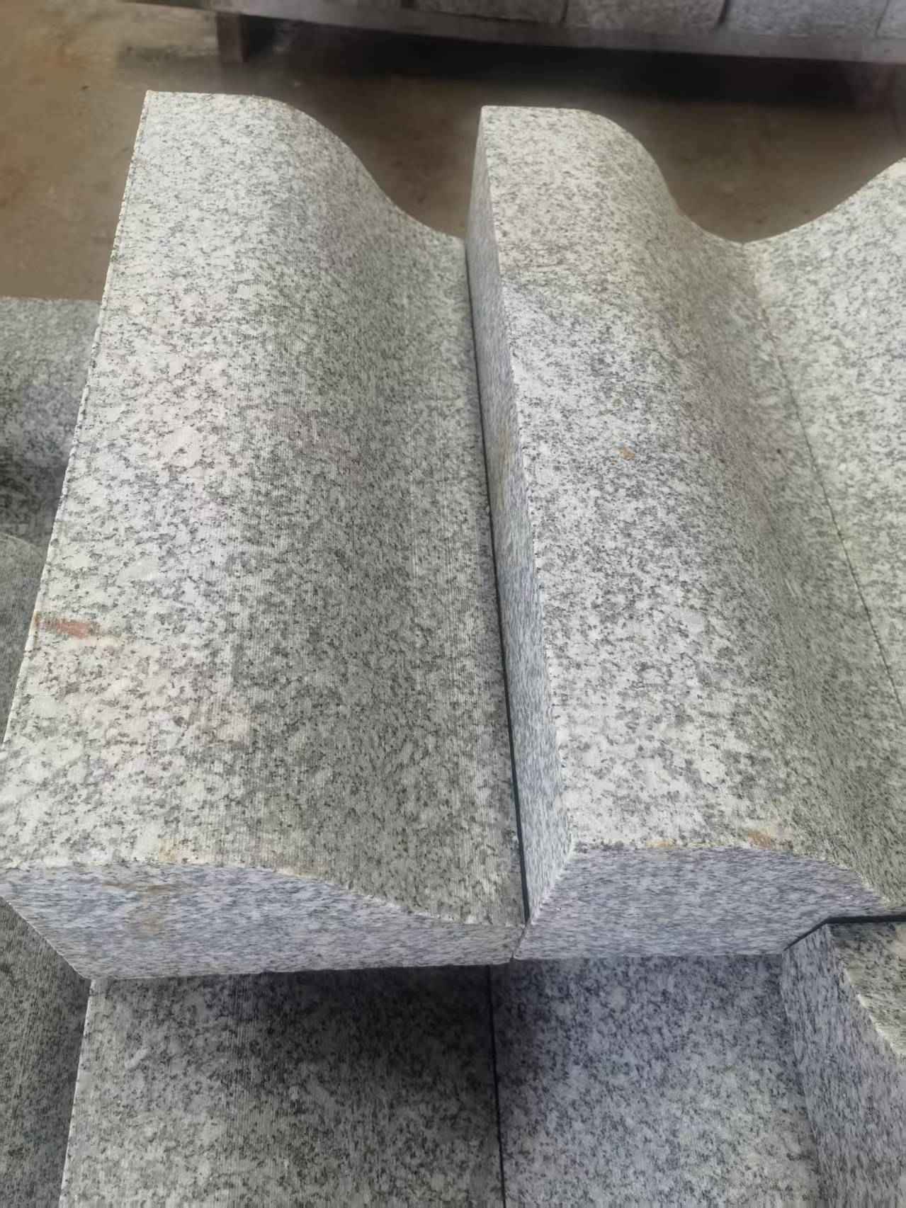 邵阳芙蓉白S型拉丝面路沿石