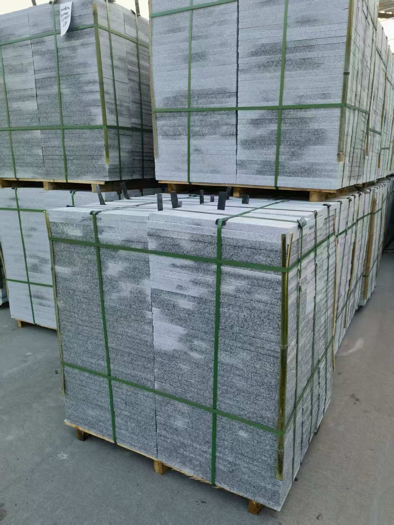 邵阳 芝麻白地铺石材