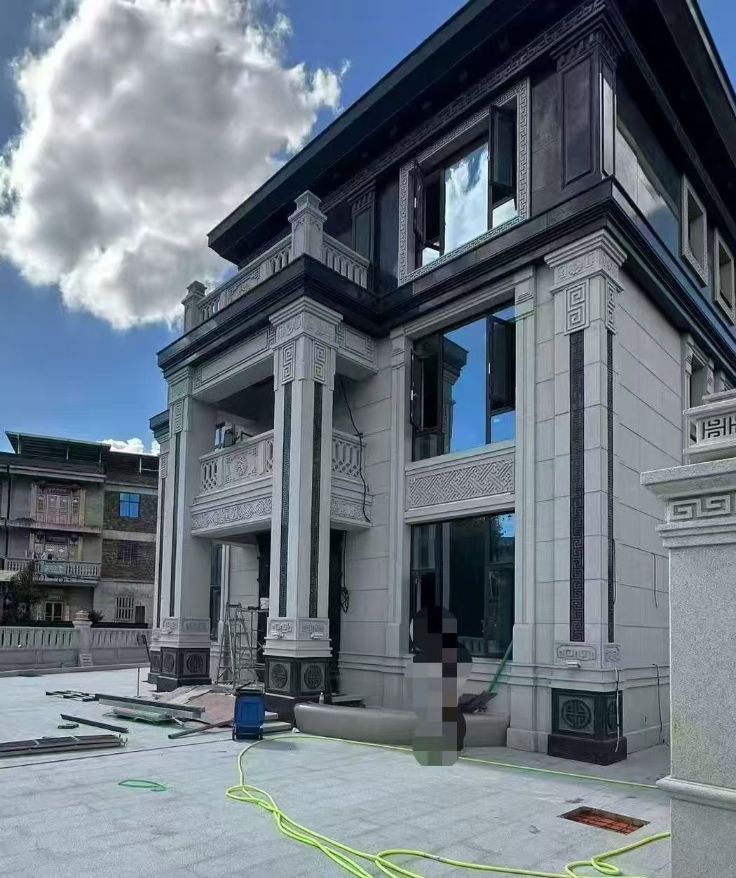 邵阳 别墅干挂，芝麻白与芝麻黑完美配合