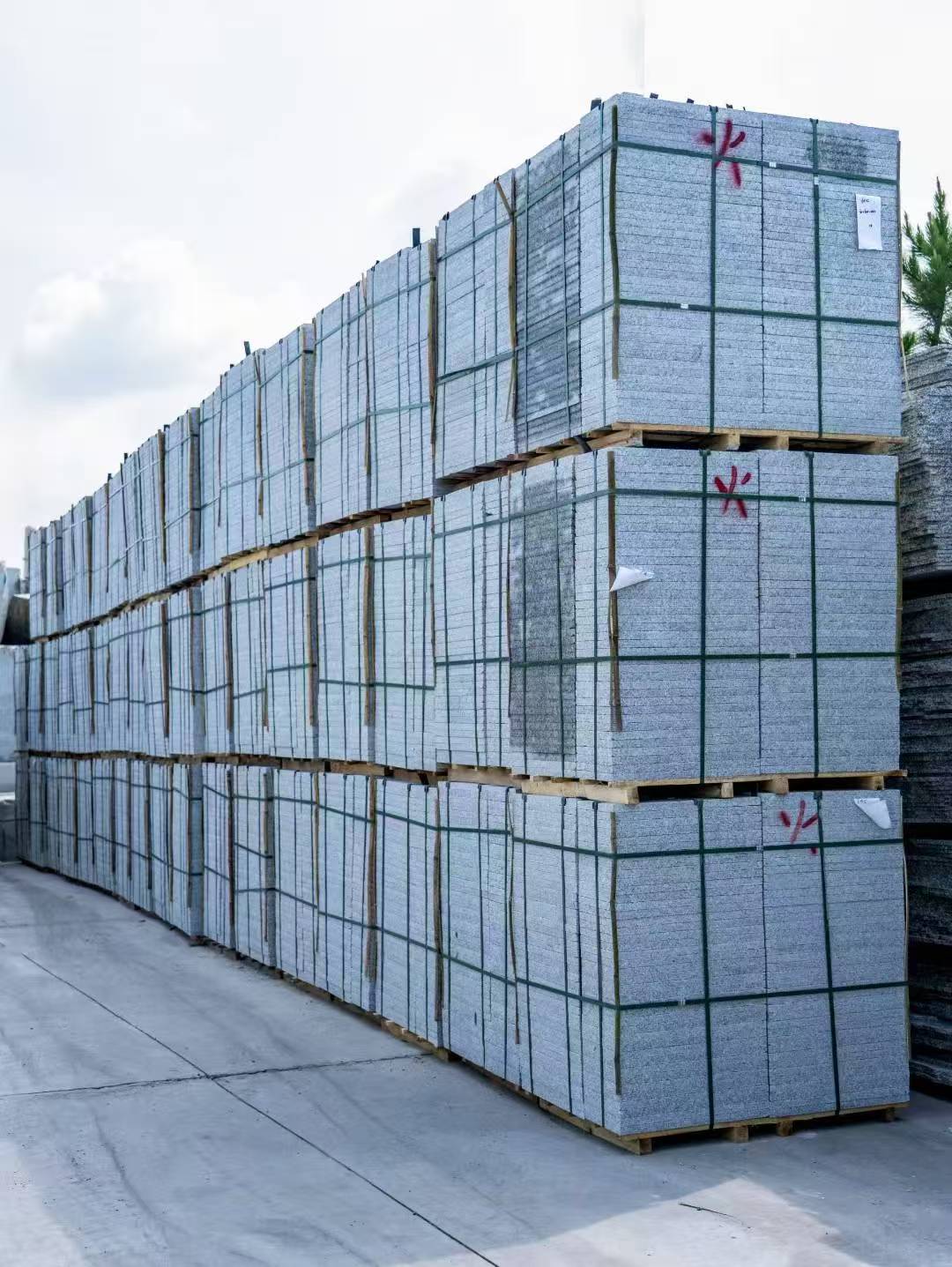 邵阳 芙蓉白3公分火烧地铺成品300*600