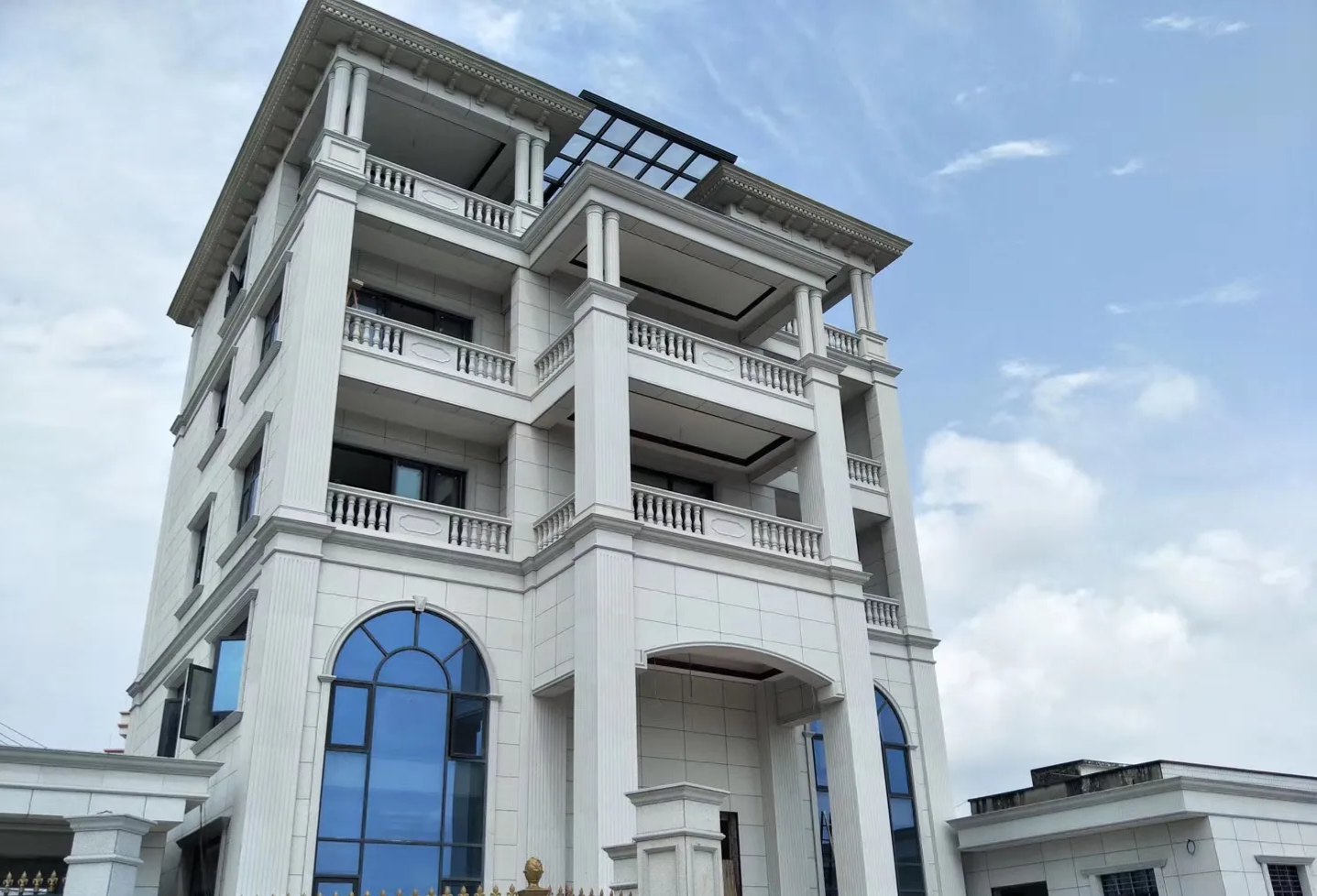 邵阳芝麻白别墅干挂效果展示